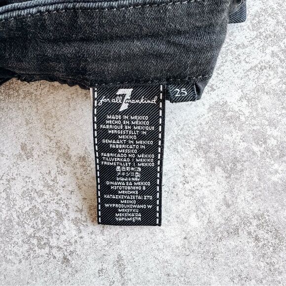 7 For All Mankind Black Ankle Skinny Jean Size 25 - Picture 6 of 8